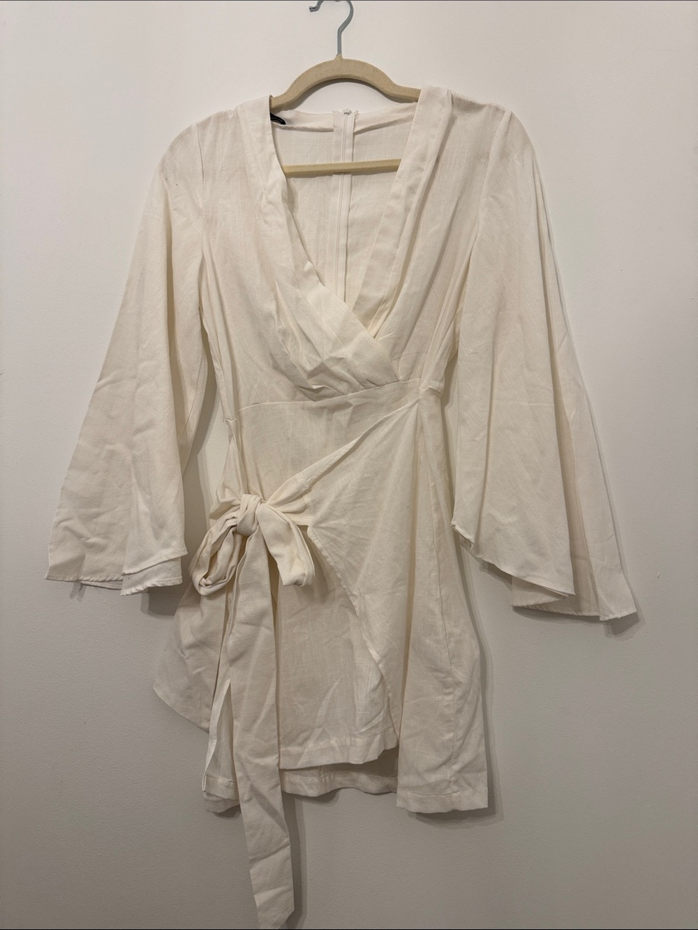 Trendyol Cream Wrap Tunic Robe with Tie Waist